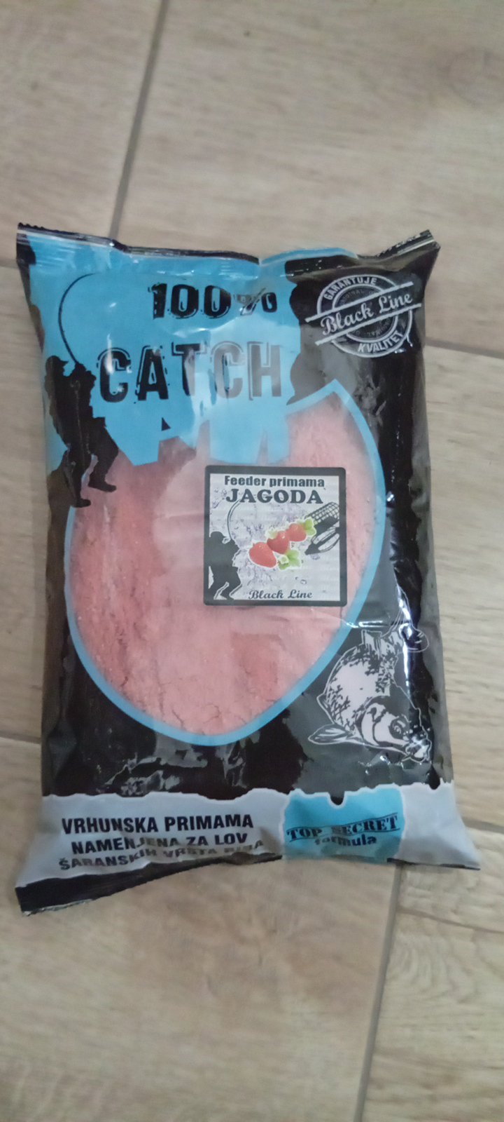 Прашкаста прихрана за крап, арома јагода