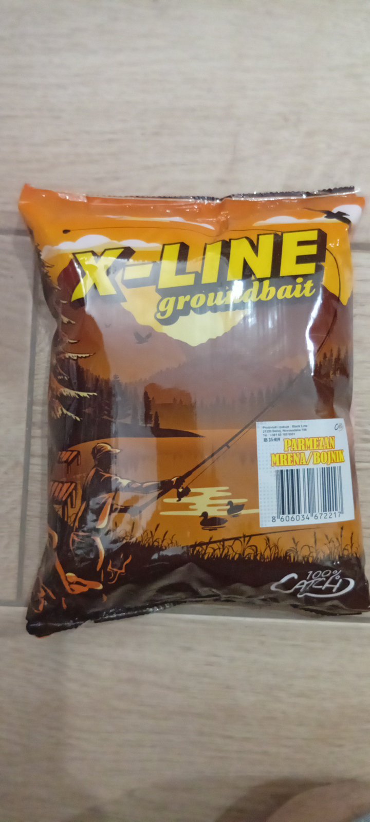 Прашкаста прихрана за мрена и бојник,арома кашкавал/пармезан