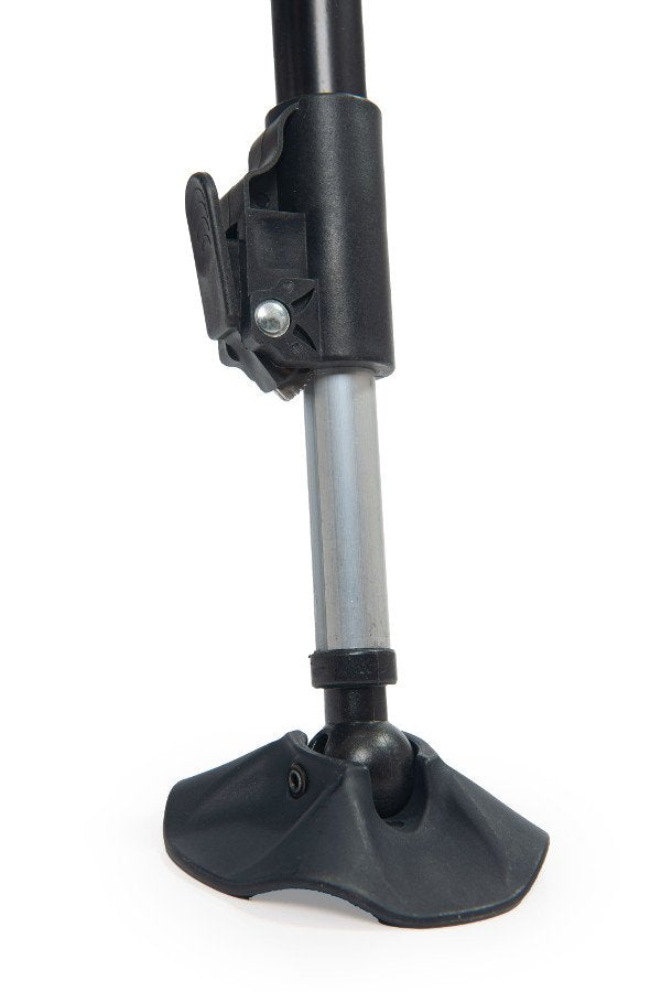 Enter FEEDER CHAIR 1