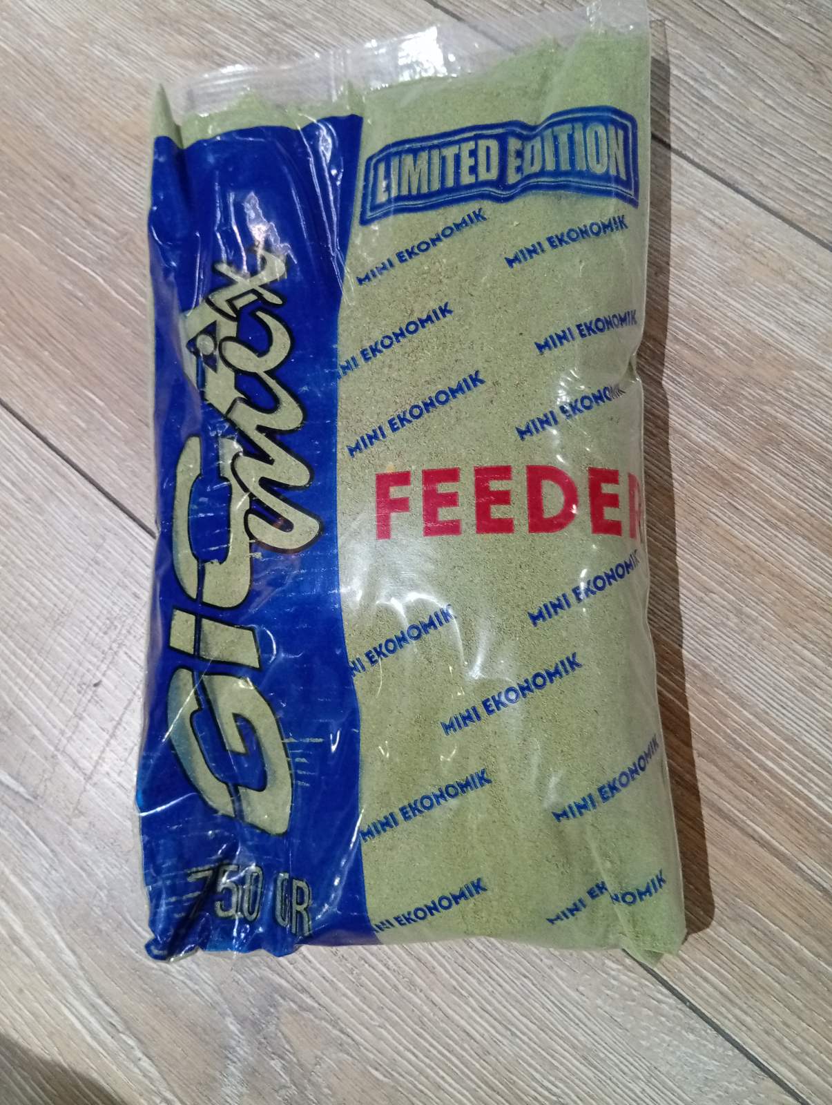 Прихрана Gica mix Feeder 750 gr