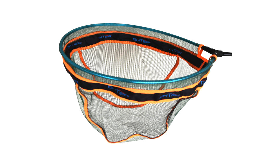 ENTER KORPA MEREDOVA 40X50